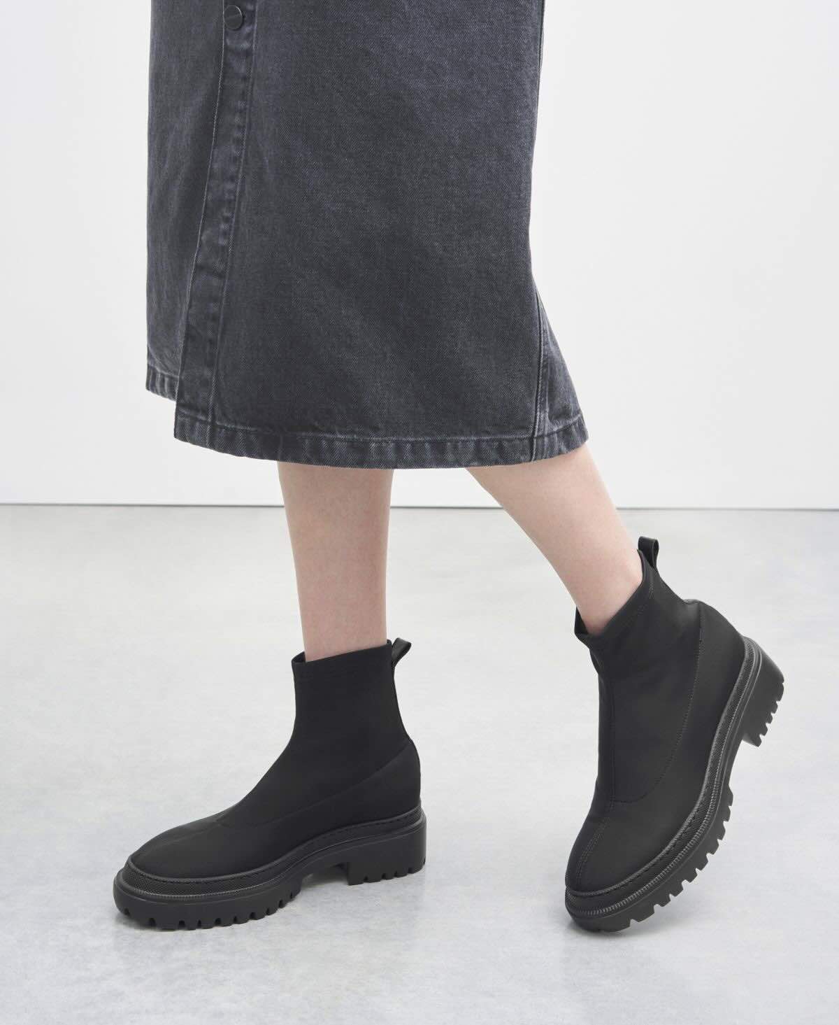 AGL Pointed Stretch Knit Bootie